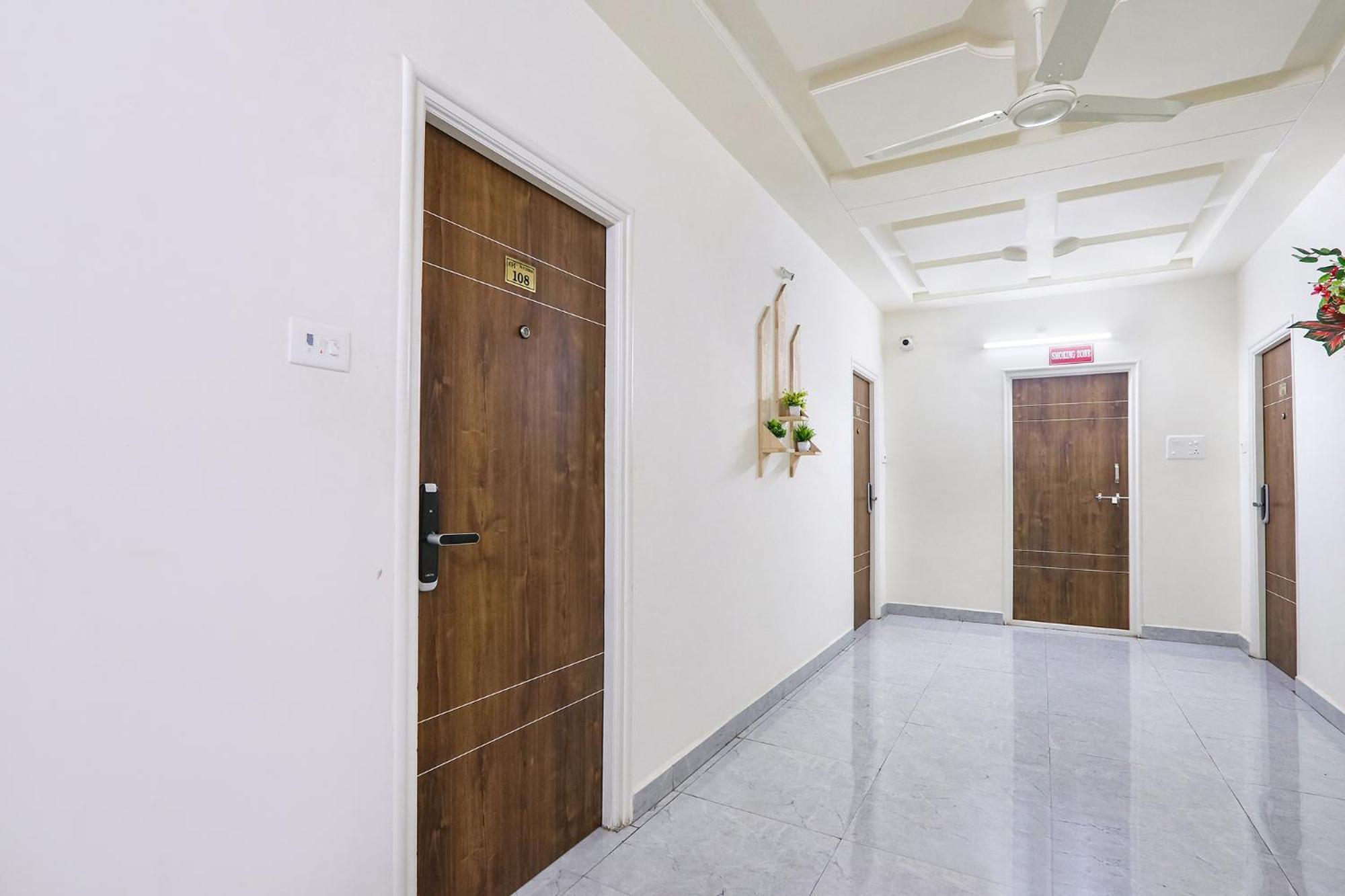 Fabhotel Golden Hitech - Nr Hitech City Hyderabad Eksteriør bilde