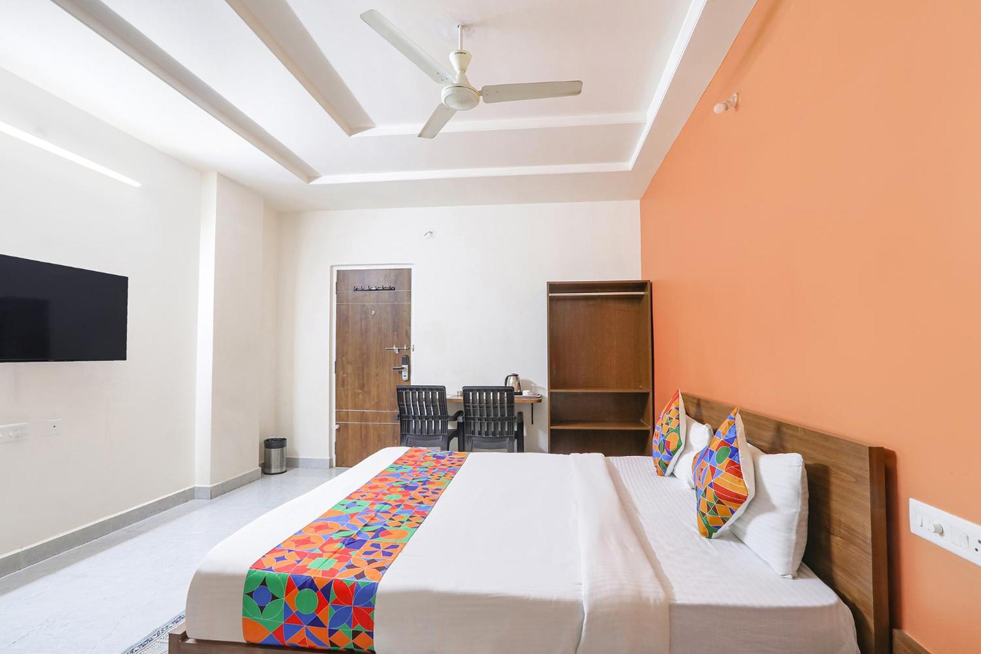 Fabhotel Golden Hitech - Nr Hitech City Hyderabad Eksteriør bilde