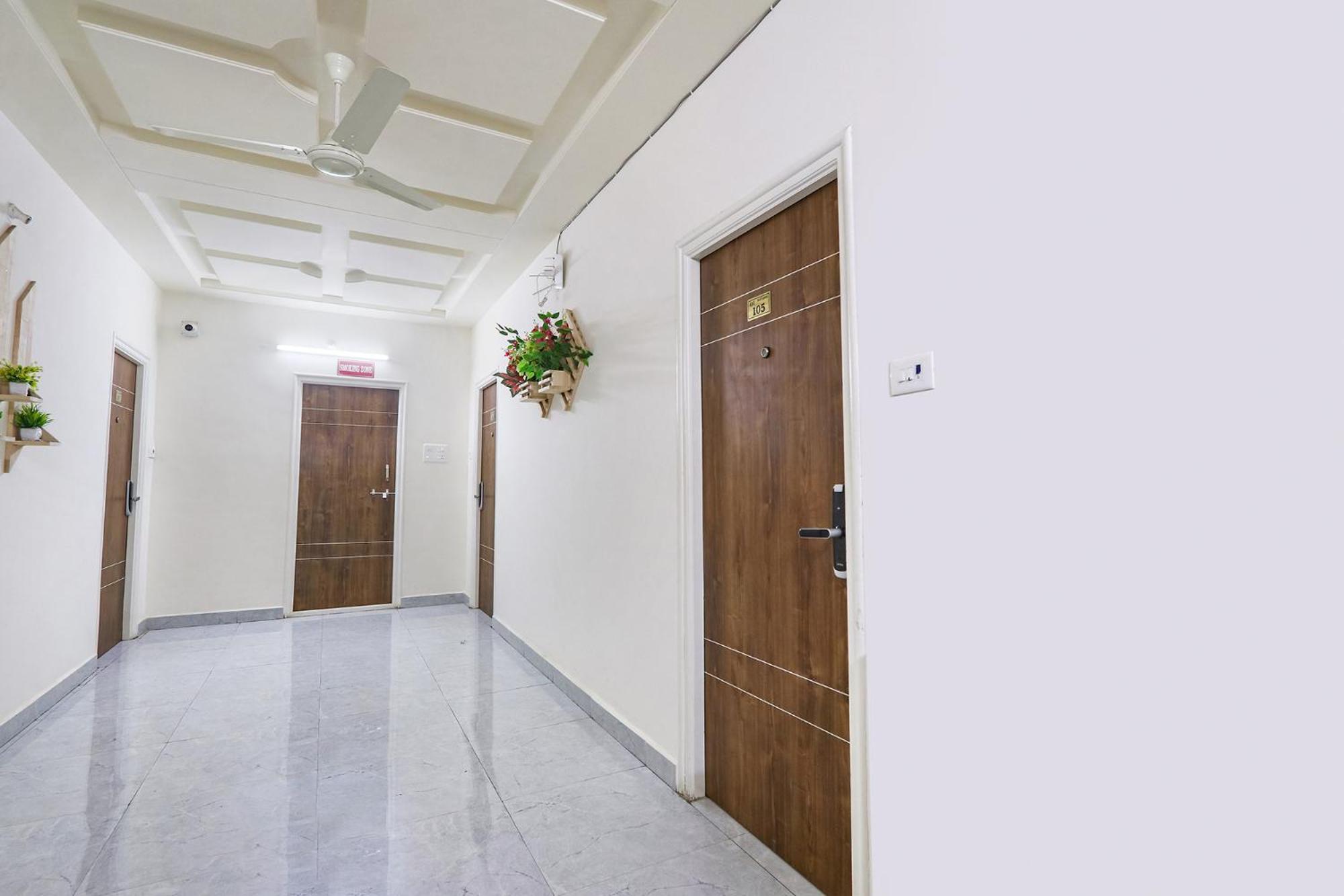Fabhotel Golden Hitech - Nr Hitech City Hyderabad Eksteriør bilde
