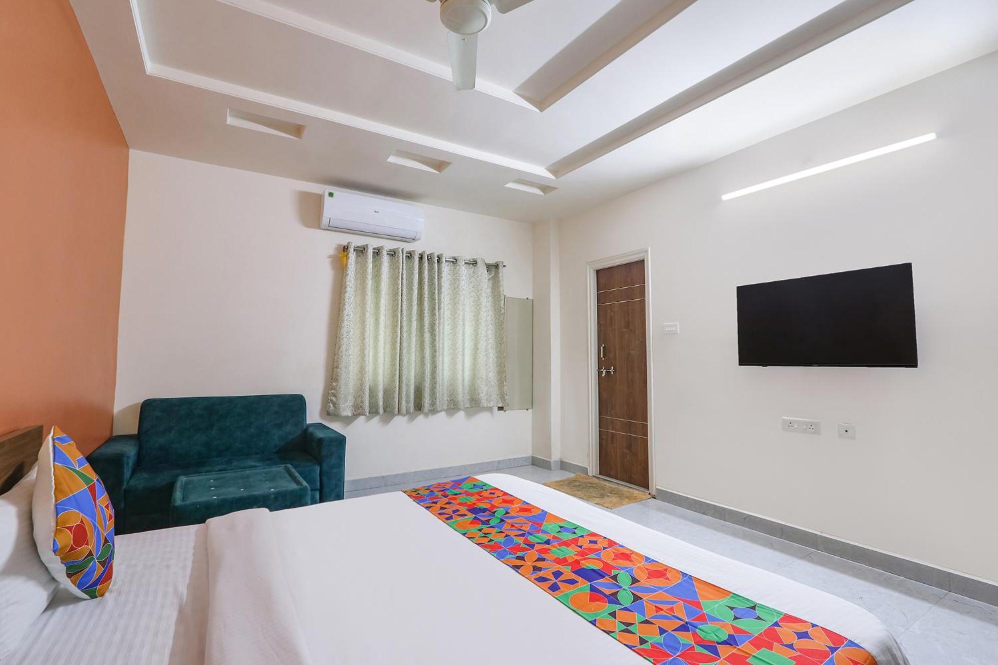 Fabhotel Golden Hitech - Nr Hitech City Hyderabad Eksteriør bilde